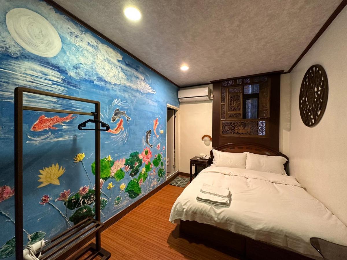 Ming Ren Hotspring Hotel 礁渓郷 エクステリア 写真