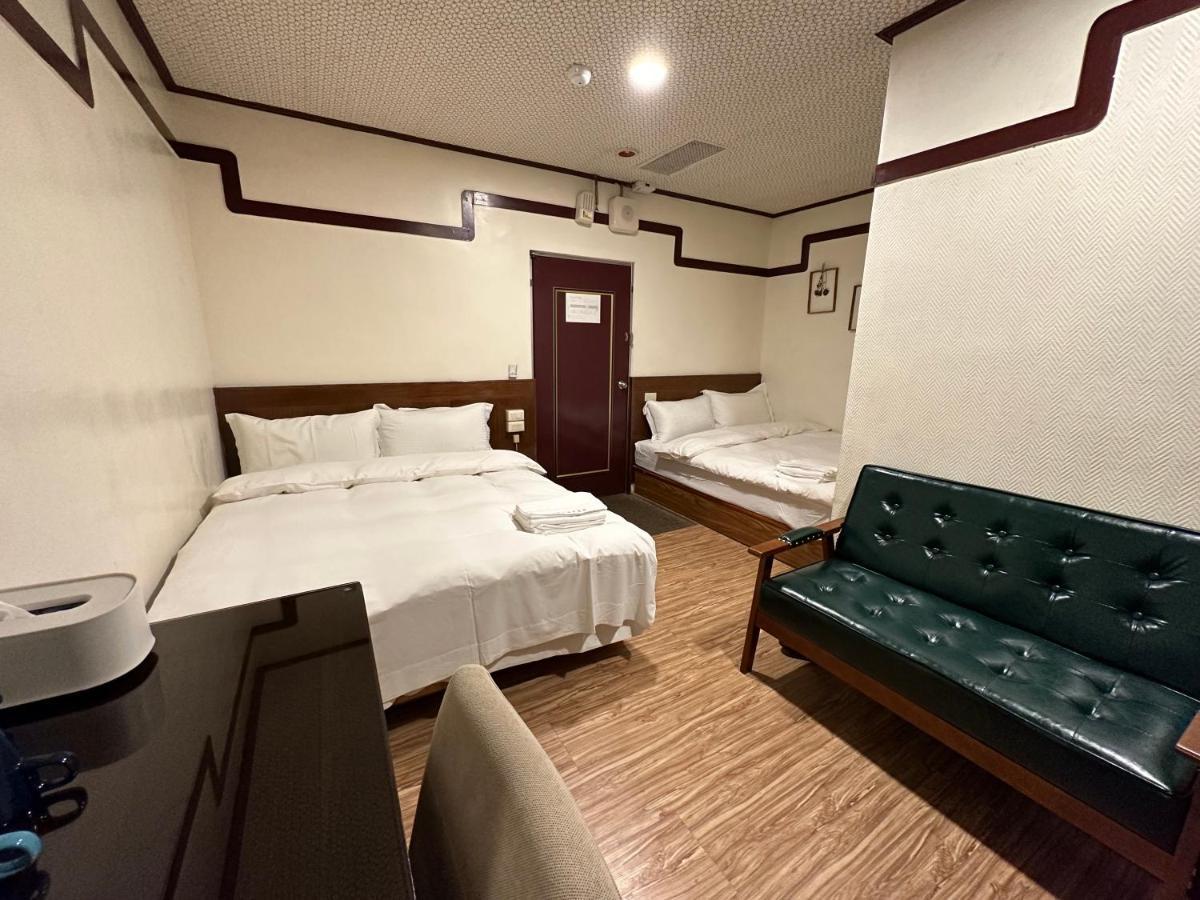 Ming Ren Hotspring Hotel 礁渓郷 エクステリア 写真